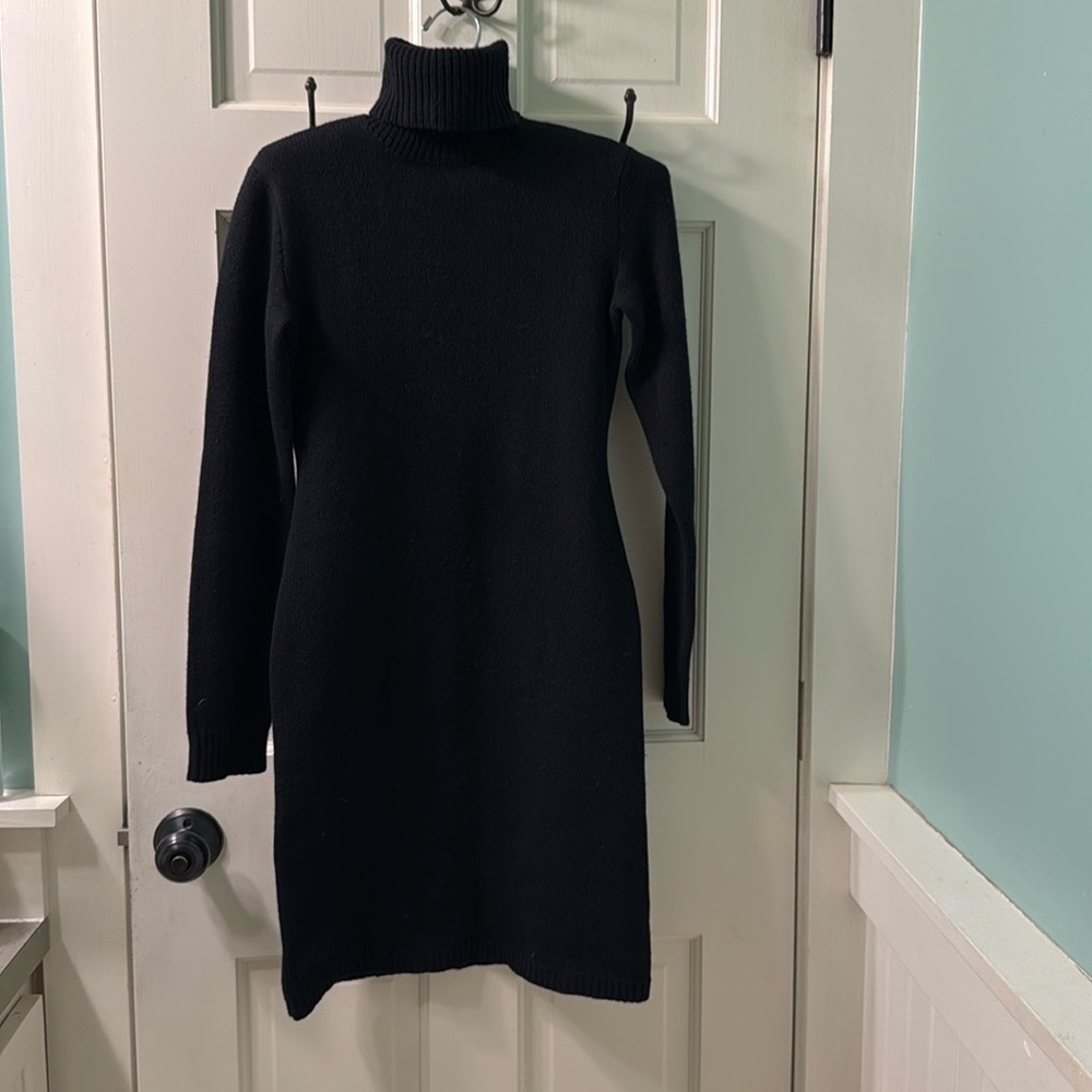 Black Long Sleeve Sweater Dress